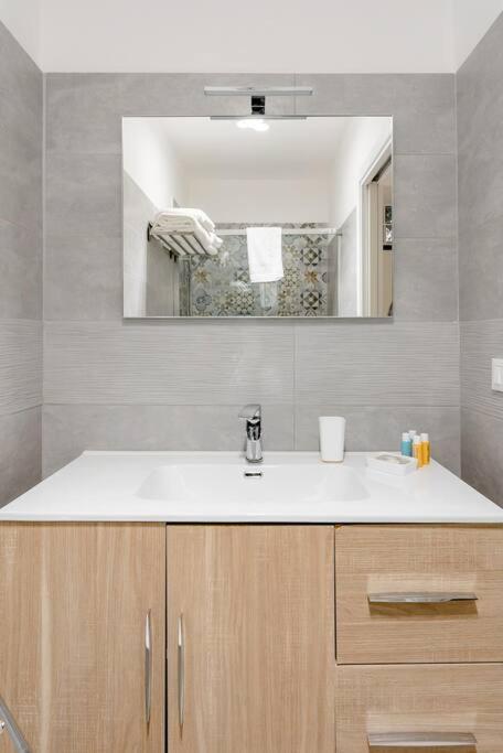 פלרמו Cortile Marconi Apartment מראה חיצוני תמונה